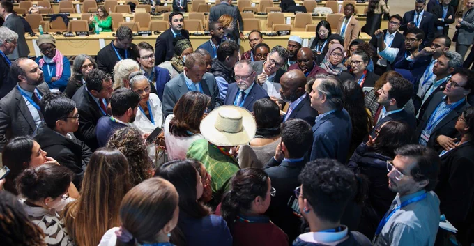 Parties deliberate at the COP29 in Baku. Credit: IISD/ENB | Mike Muzurakis