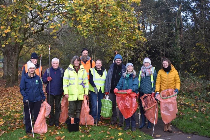 Photo of the Participants that worked together to clean up the river area.