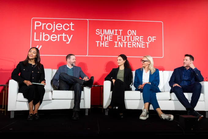 Sinead Bovell moderated a discussion about reinventing social media with Braxton Woodham, Jay Graber, Zoe Kalar, and Kevin Mayer. 
