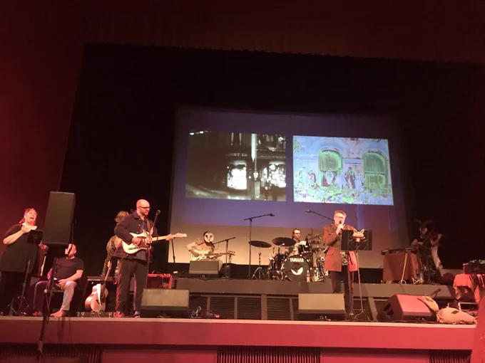 Simon and his band LYR on stage at The Parkway Cinema