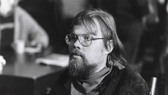 Nuoren ihmisoikeuspuolustaja Kalle Könkkölän (1950–2018) kasvokuva. 

Kuva: Työväen Arkisto
