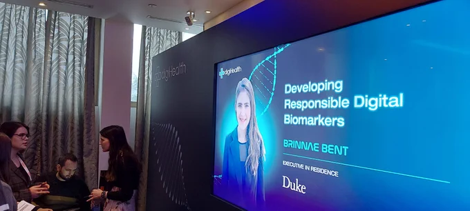 Research scientist Marko Njegomir at the Data Science Conference in Belgrade listening to the talk from professor Brinnae Bent from Duke university about responsible digital biomarkers in medicine and AI in medicine.