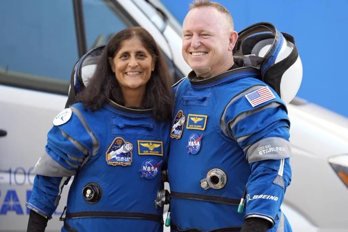 #Accessibilty: Suni Williams (left) and Butch Wilmore (right) in Cape Canaveral