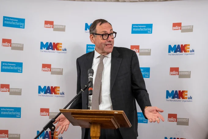 Lord Harrington speaks to the audience. 