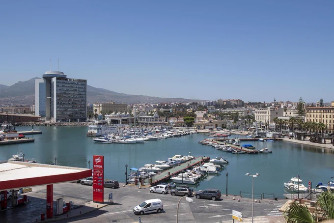Puerto de Melilla. Foto Álvaro Minguito