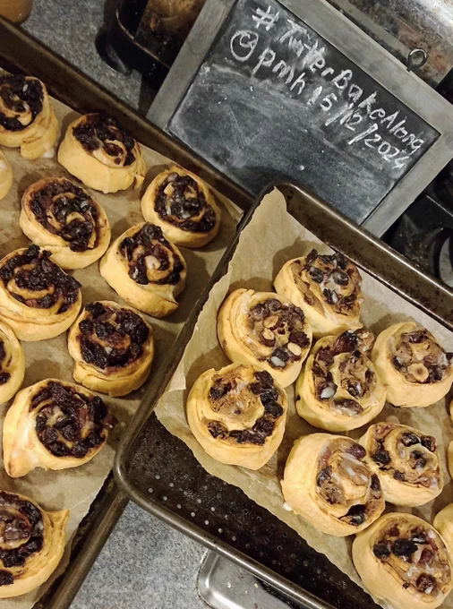 Mincemeat pastry swirls and dried fruit & nut pastry swirls