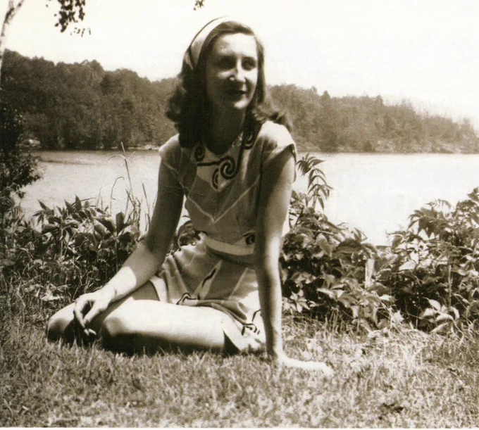 An old sepia photograph of a young girl enjoying Lake Simcoe in the 1940’s.