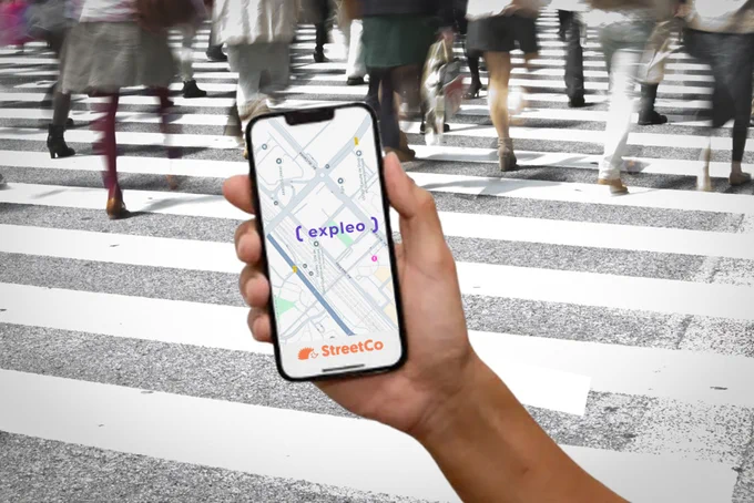 En France, les salariés d'Expleo se sont mobilisés pour améliorer la mobilité des personnes en situation de handicap.