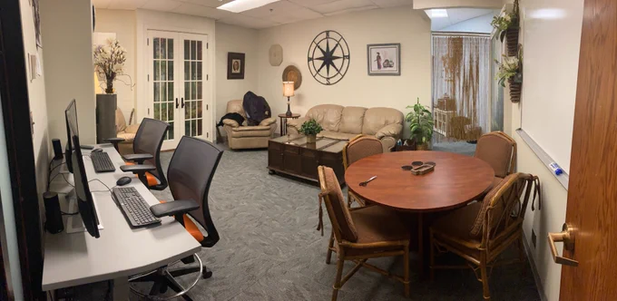 The Rippeteau Lounge