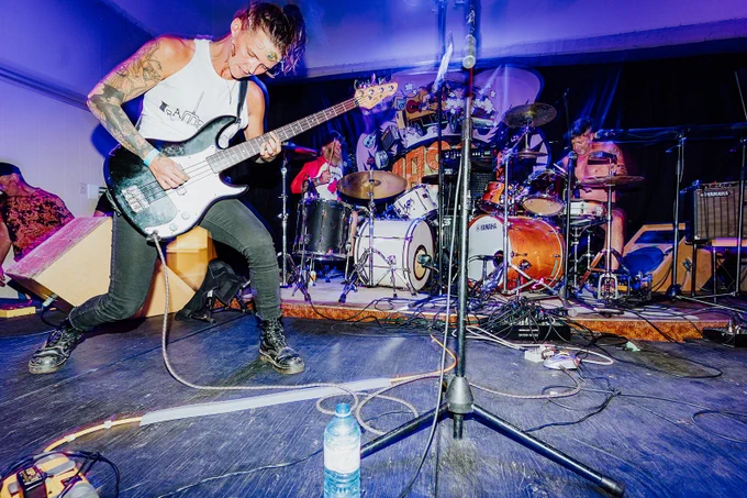 Rad Dog performs at Massif