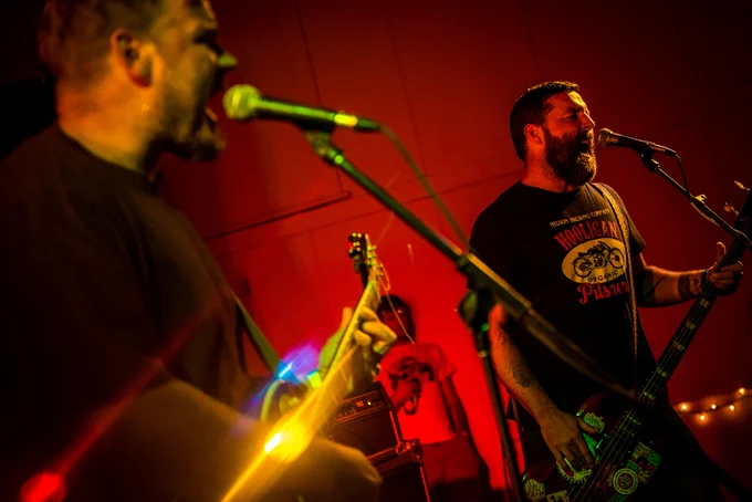 Tarholes performs at Massif