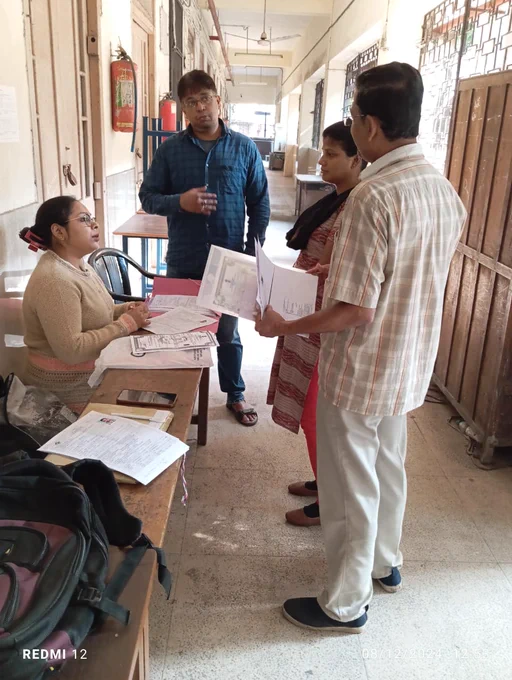 Glimpses of special campaign day activities of SSR -2025 at polling station of Sanskrit Collegiate School & City College under 165 Jorasanko AC of North Kolkata District, West Bengal.
#SSR2025 #GoRegister #BLO
