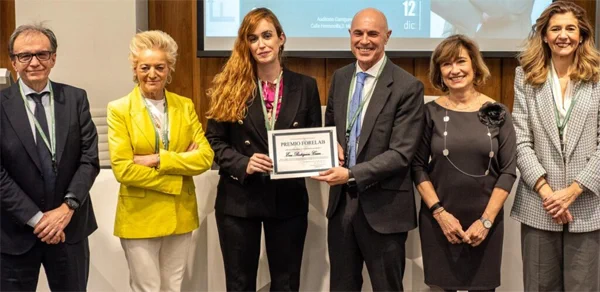La defensa de los artículos finalistas por sus autores tuvo lugar el día 13 de noviembre de 2024. Tras la correspondiente deliberación, el Jurado ha resuelto otorgar el XIII Premio Forelab a Jóvenes Laboralistas a Eva Rodríguez Casas por su trabajo “Jubilación del empresario persona física y apertura de periodo de consultas cuando se superen los umbrales numéricos de extinciones que dan lugar a un despido colectivo. ¿Un ensamblaje posible?”.