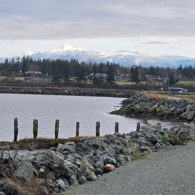 Photo outside of Anacortes, Washington by Ryan.

Get involved: subscribe, review, rate, share with your friends, send images!