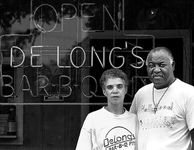Diana McKnight Morton and Curtis Morton of DeLong's Bar-B-Q Pit in 2001.