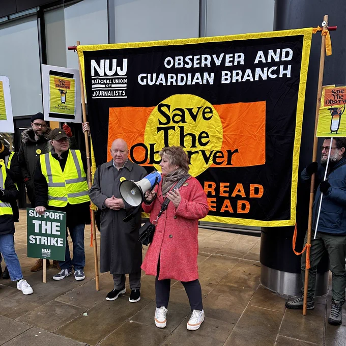 Emily Thornberry MP speaks at the Guardian and Observer NUJ picket line, 13 December 2024
