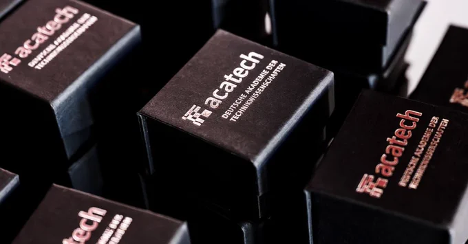 acatech Pins für Mitglieder