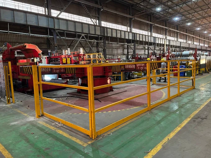 Our industrial handrails are engineered for durability, strength, and reliability. Perfect for factories, warehouses, and construction sites.

Robust Steel Construction

Easy Installation

Weather-Resistant

OSHA-Compliant

https://machineguarding.in

#IndustrialHandrails #HandrailSafety #WorkplaceSafety #IndustrialDesign #SafetyFirst #ConstructionSafety #OSHACompliant

#IndustrialSolutions #HandrailInstallation #IndustrialEquipment #MachineSafetyGuard #MachineGuarding #MachineSafetyFence