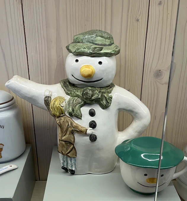 The Snowman teapot and cup