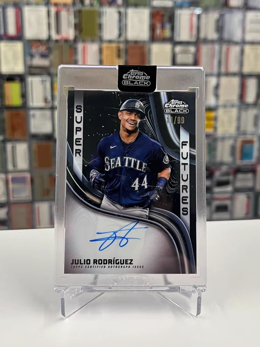 2023 Topps Chrome Black Baseball - Super Futures Autograph Card
Julio Rodríguez, Seattle Mariners | OF
11/99