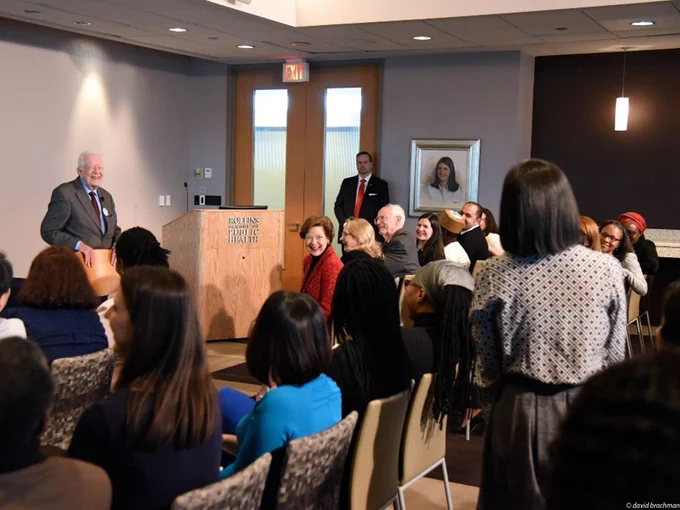 President Jimmy Carter engages with Humphrey Fellows at Emory University.