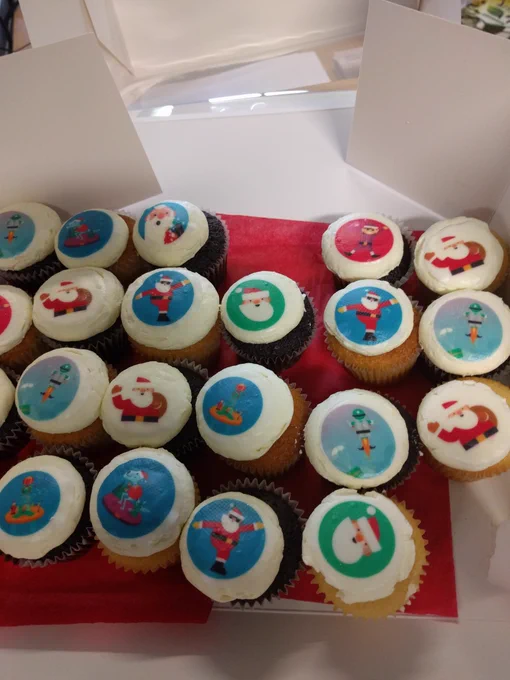 Santa Tracker themed cupcakes