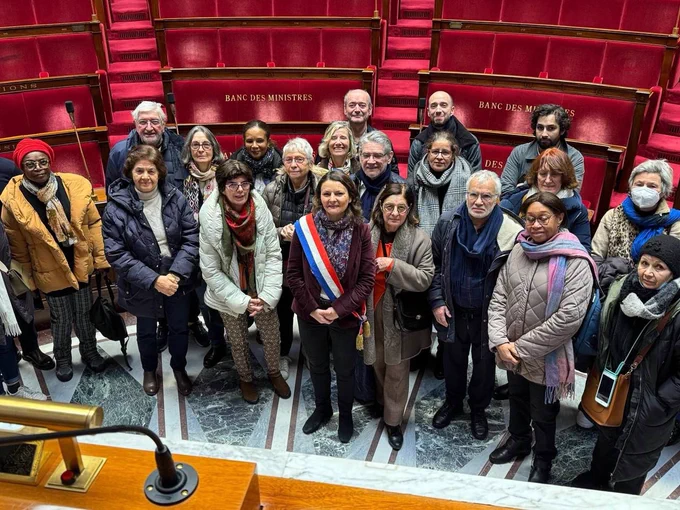 Le groupe en visite de l’assemblée
