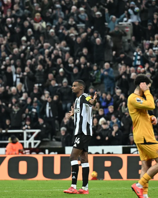 Alexander Isak celebrates his second goal of the game