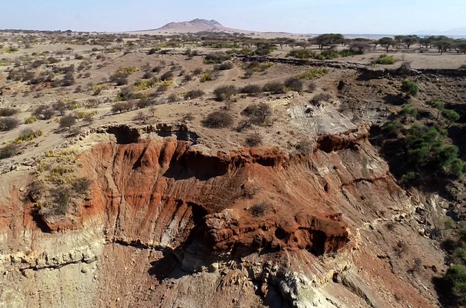 Oldupai Gorge: Image of the red beds that typify Bed III