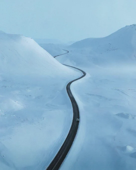 Whiteout in Iceland. Photography 
By: @karl_shakur