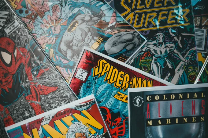 A pile of DC, Marvel, and Dark House single issue comics 