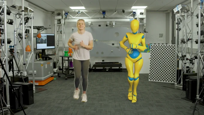 Picture of AFLW athlete Sarah Lampard next to her digital twin.