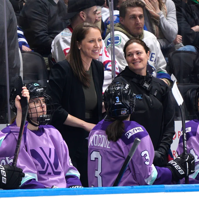 Meghan Duggan on the bench coaching during the PWHL's 3-on-3 showcase. 
