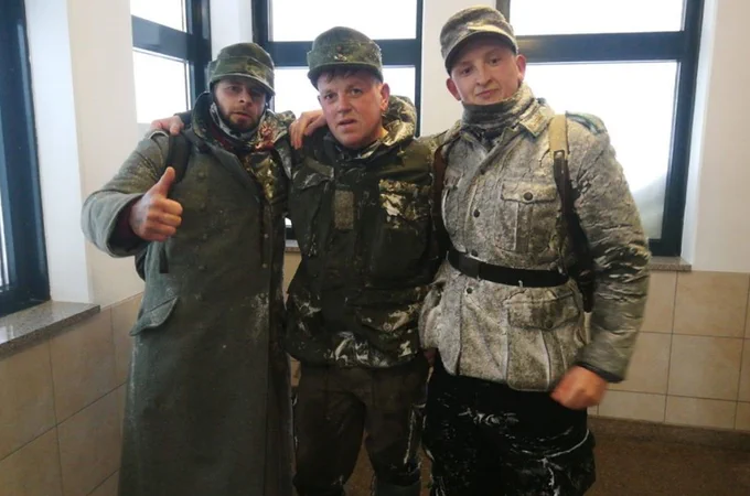 Sebastian Dahl, Martin Gärtlein und Bastian Michelsson am 11.2.2019 im Budapester Umland (Bild: Screenshot Facebook)