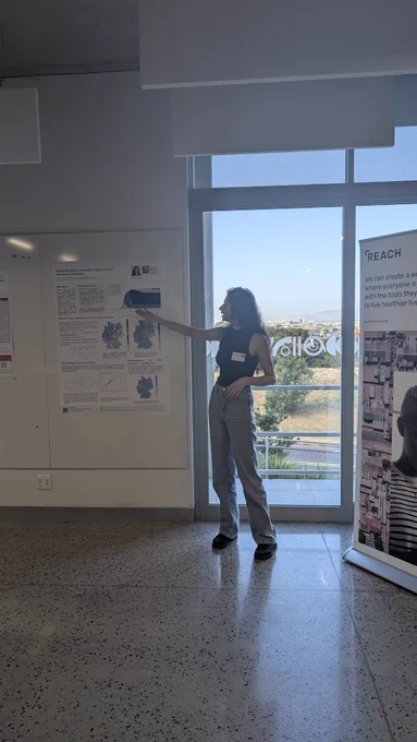 Ferdous presenting a poster of her research on "Spatio-temporal immunity index tool for infectious diseases"