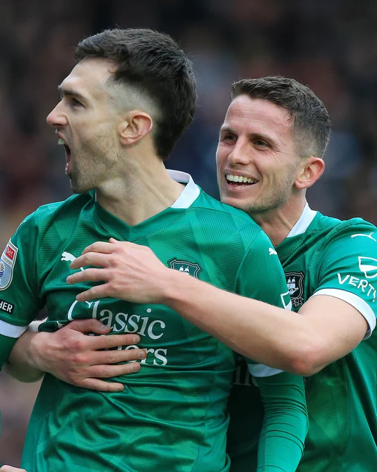 Ryan Hardie celebrates his winning goal with Jordan Houghton.