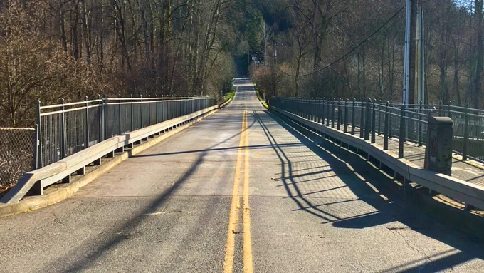 Deck of the 102nd Ave NE bridge across SR 522 in Bothell open to traffic 