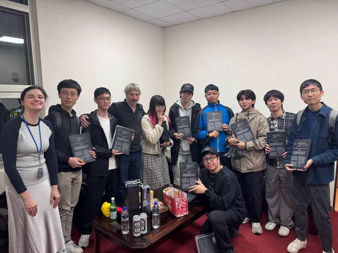 Photo with the JAMneration team
