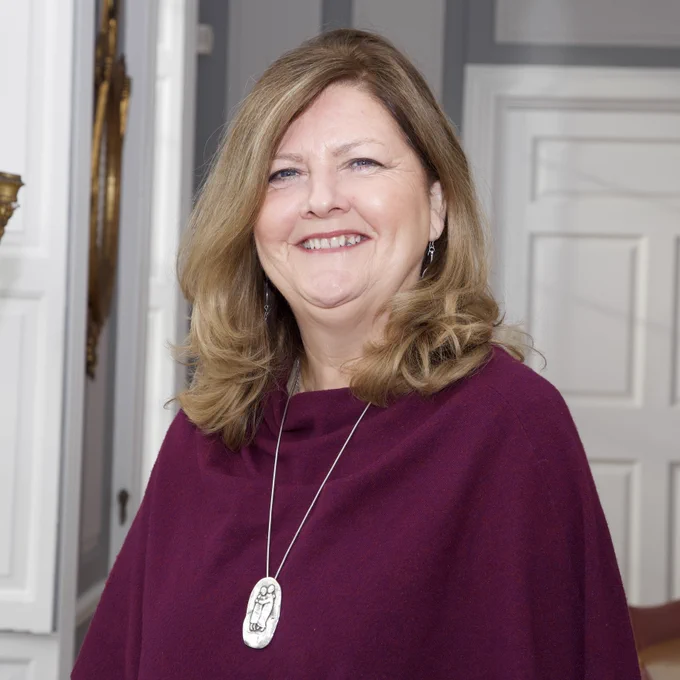 Dr Eithne Kennedy
