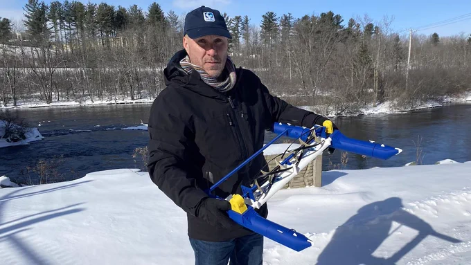 Un modèle réduit d'hydrolienne sera installé dans le fond de la rivière Magog, à Sherbrooke, l'été prochain.