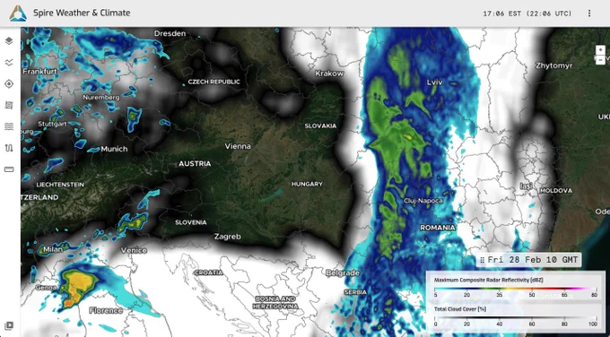 A snapshot of the High-Resolution Forecast map depicting total cloud cover and predicted radar reflectivity for Hungary.