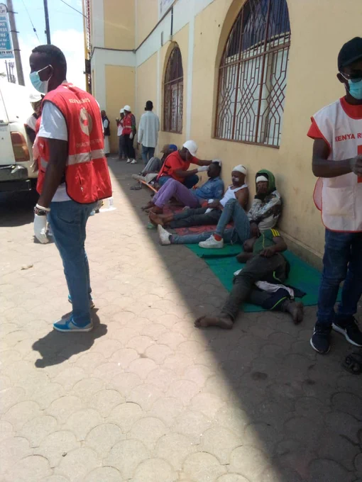 Some of the injured are receiving fast-aid.