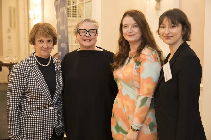 Susan, Siobhán, Emma and Shaina Katz 