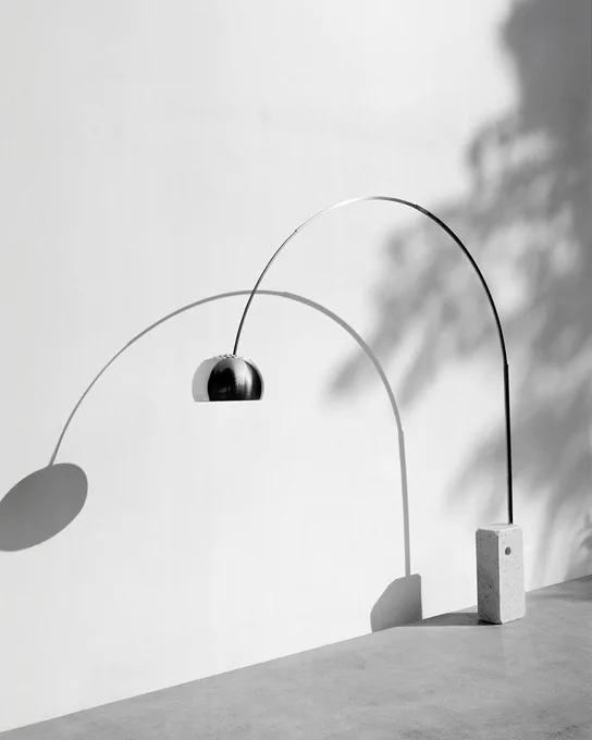 Con Arco e tutte La Collezione Flos puoi aggiungere ICON al tuo carrello e ottenere subito il tuo imperdibile extra sconto 🍀 Rendere la tua casa ancora più bella è sempre più conveniente con Stilluce Store Bergamo.