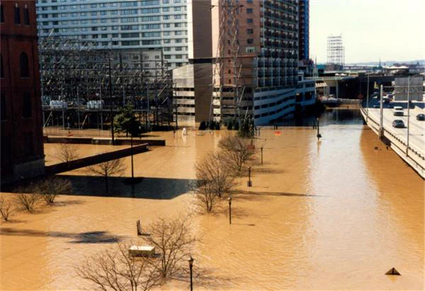 A photo of Louisville waterfront from the Clark Memorial Bridge. Photo credit: NOAA NWS.