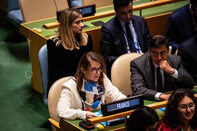 Aurore Bergé prenant la parole aux Nations Unies
