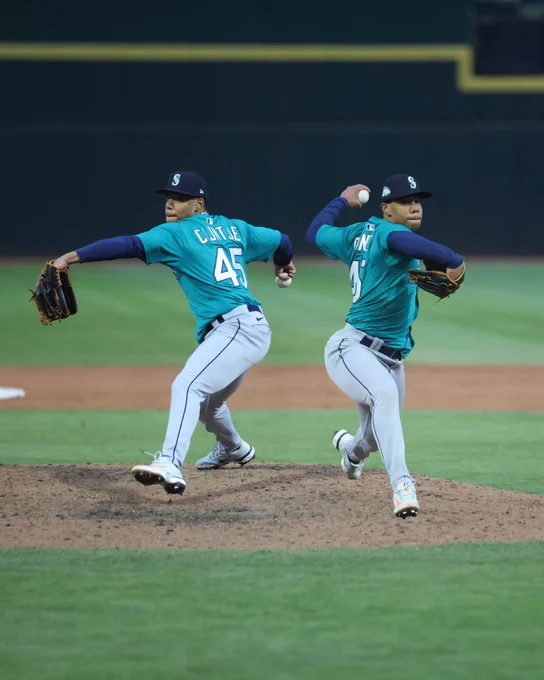 An edit of Jurrangelo Cijntje throwing righty and lefty during Spring Breakout. Cijntje wears a teal Seattle Mariners uniform and dark blue Seattle Mariners cap.