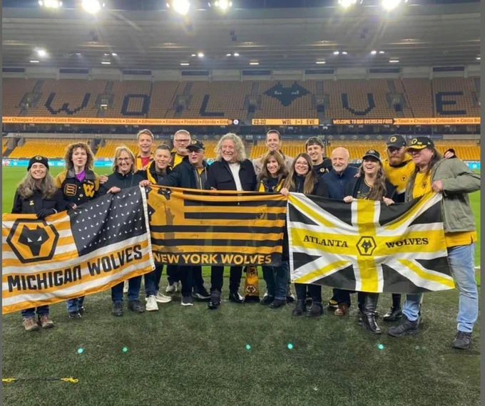 Wolves USA fans with Rock Legend Robert Plant