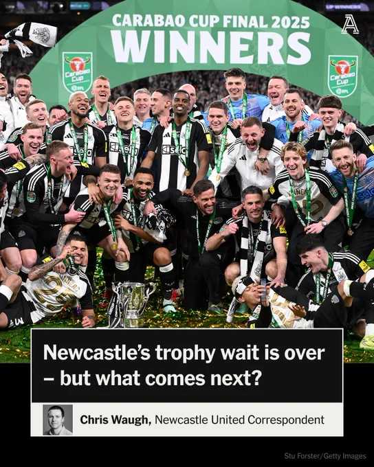 The Newcastle United squad and members of the coaching staff celebrate in a team picture after the Carabao Cup Final between Liverpool and Newcastle United at Wembley Stadium on March 16, 2025 in London, England.