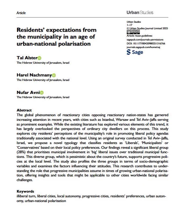 Article information including DOI, title, authors, abstract and keywords.